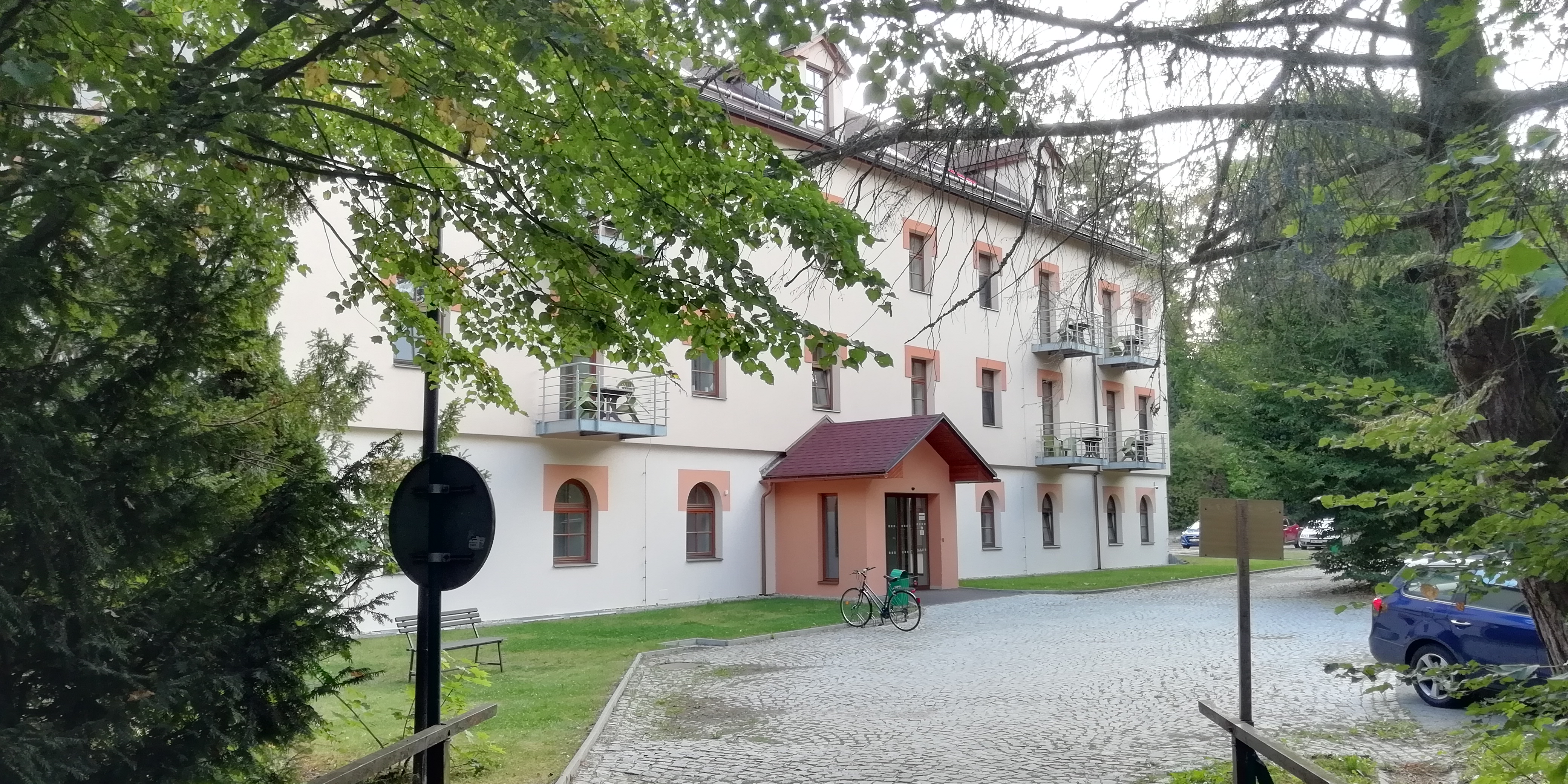 Vybudování lázeňského domu Božena v lázeňské obci Velké Losiny