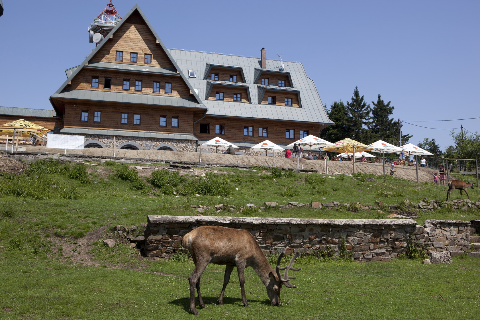 Obnova turistické chaty na Suchém vrchu