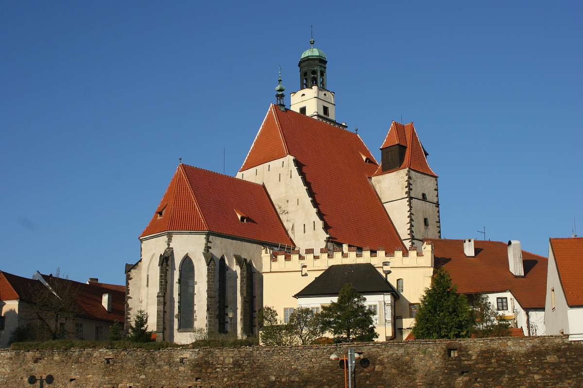 Rekonstrukce kostela a fary v Prachaticích