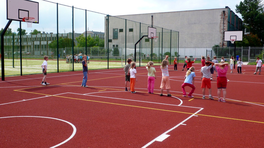 Areál veřejného sportoviště Na Valech