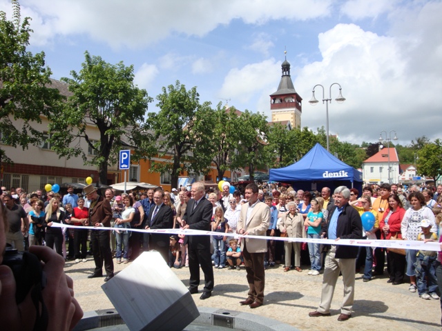 Revitalizace náměstí v Dobrovici