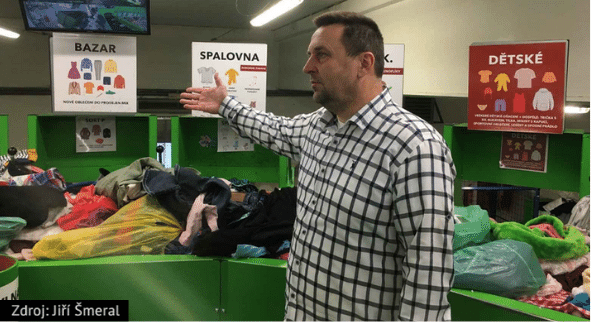Kde fondy EU pomáhají: Unikátní linka v Broumově pomáhá lépe třídit použitý textil z celé ČR