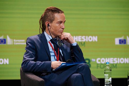  Ministr Bartoš v Bruselu: Peníze z EU mohou zmírnit krizi