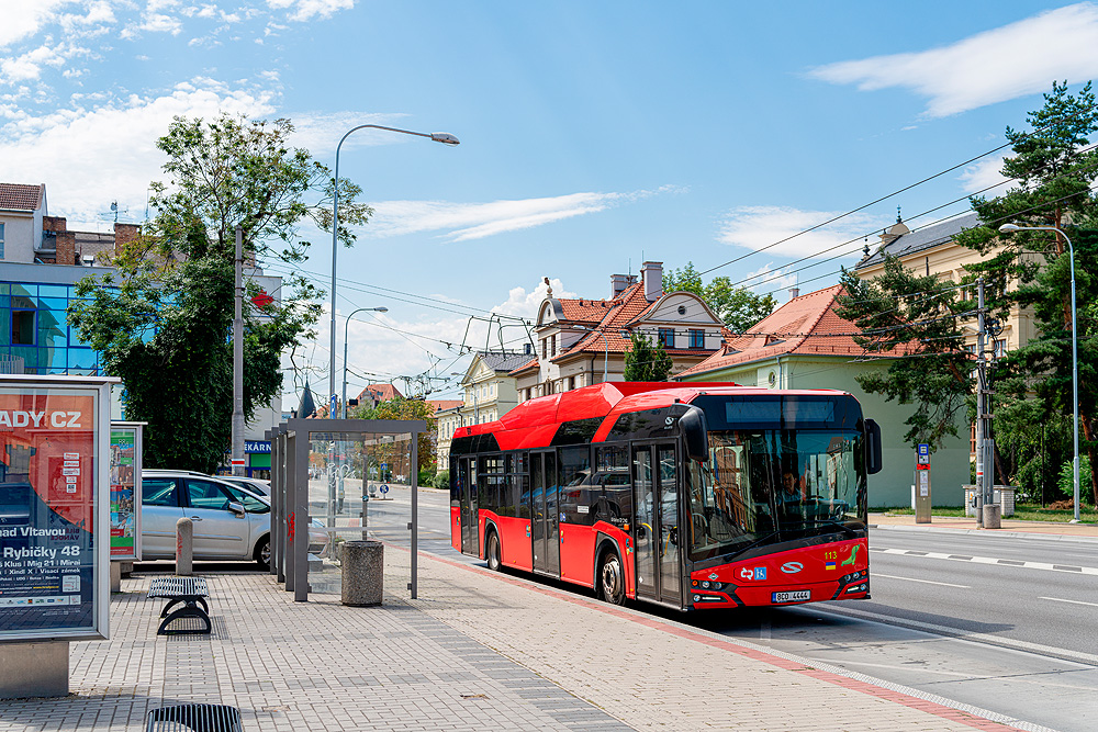 POŘÍZENÍ 16 NÍZKOPODLAŽNÍCH AUTOBUSŮ S CNG POHONEM