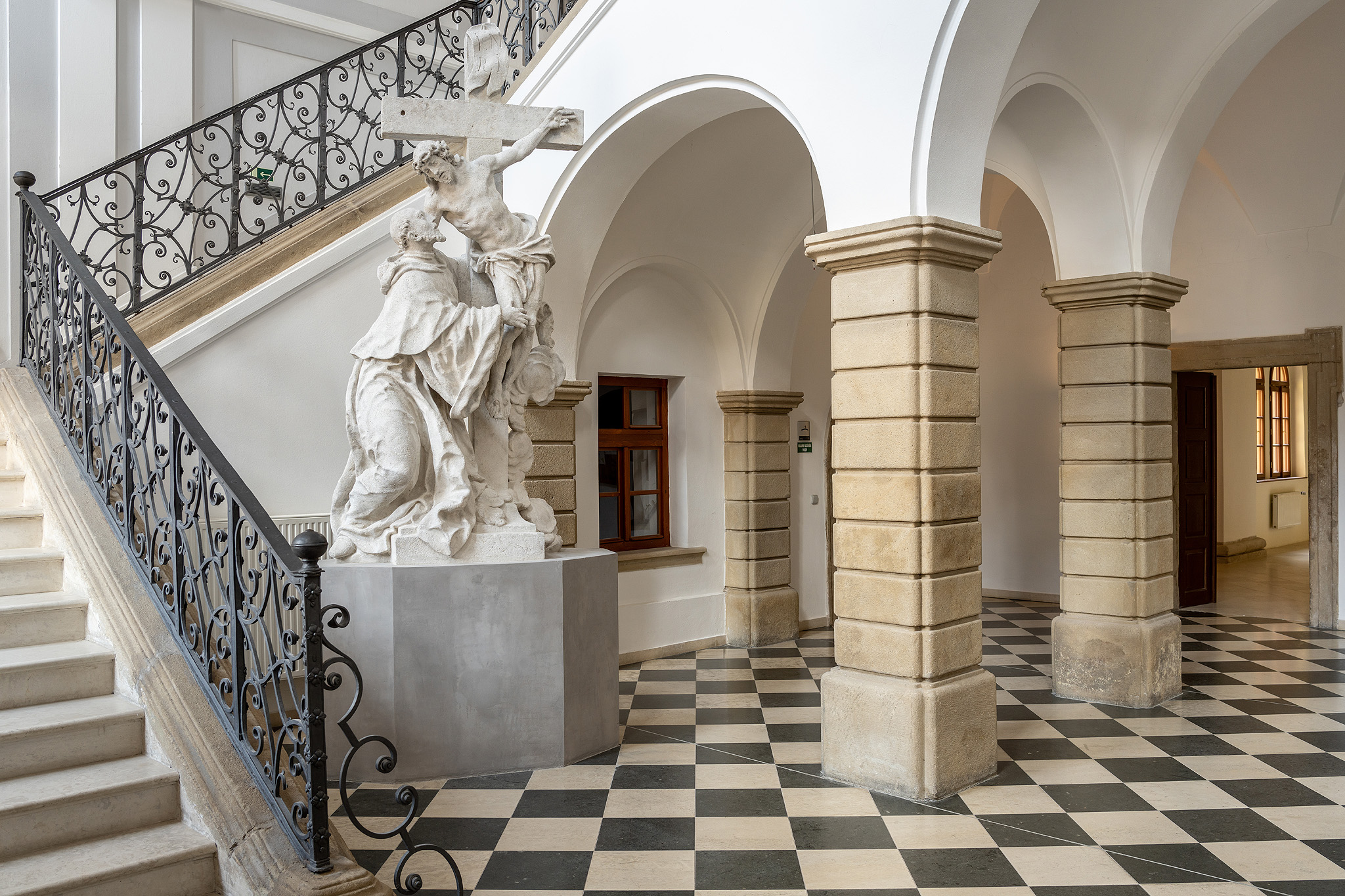 Stavební a restaurátorská obnova - areál Velehrad