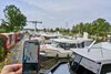 Mobilní aplikace pro obsluhu říční lodě a bezpečnou plavbu po Vltavě