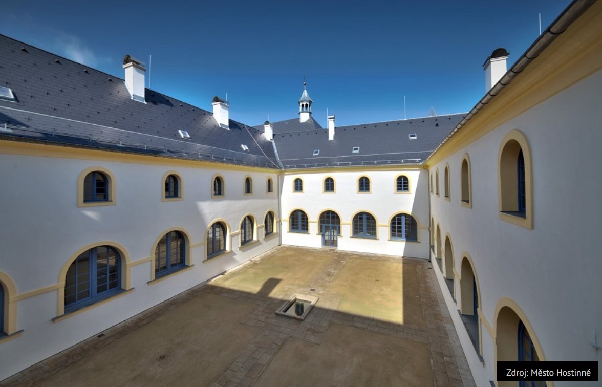Františkánský klášter Hostinné