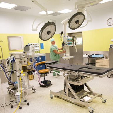 Extension and reconstruction of operating theatres and multidisciplinary ICU have improved the quality of patient care at the Strakonice Hospital