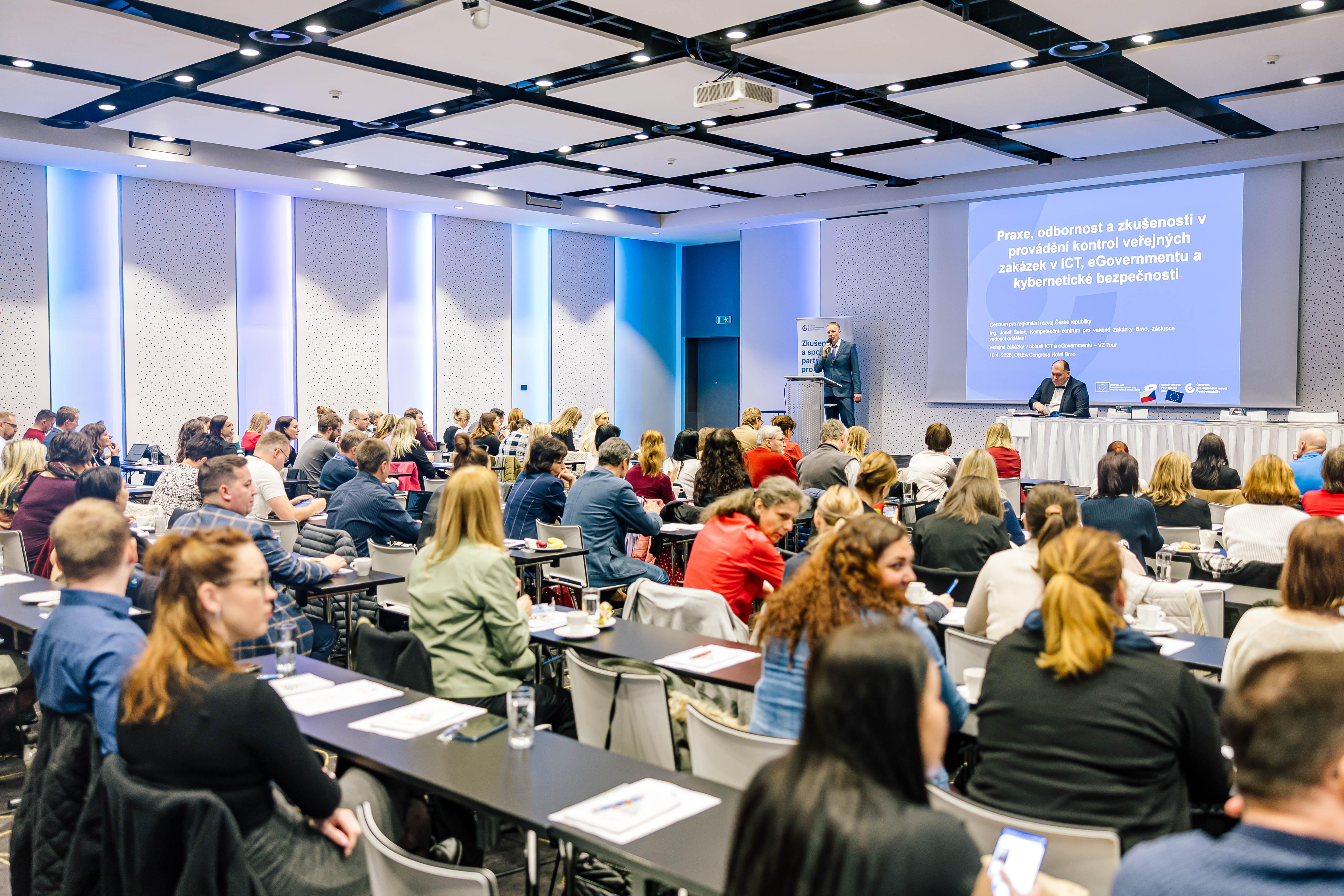 VZ TOUR PRAKTICKY: Odborná platforma Centra pro regionální rozvoj k zadávání veřejných zakázek