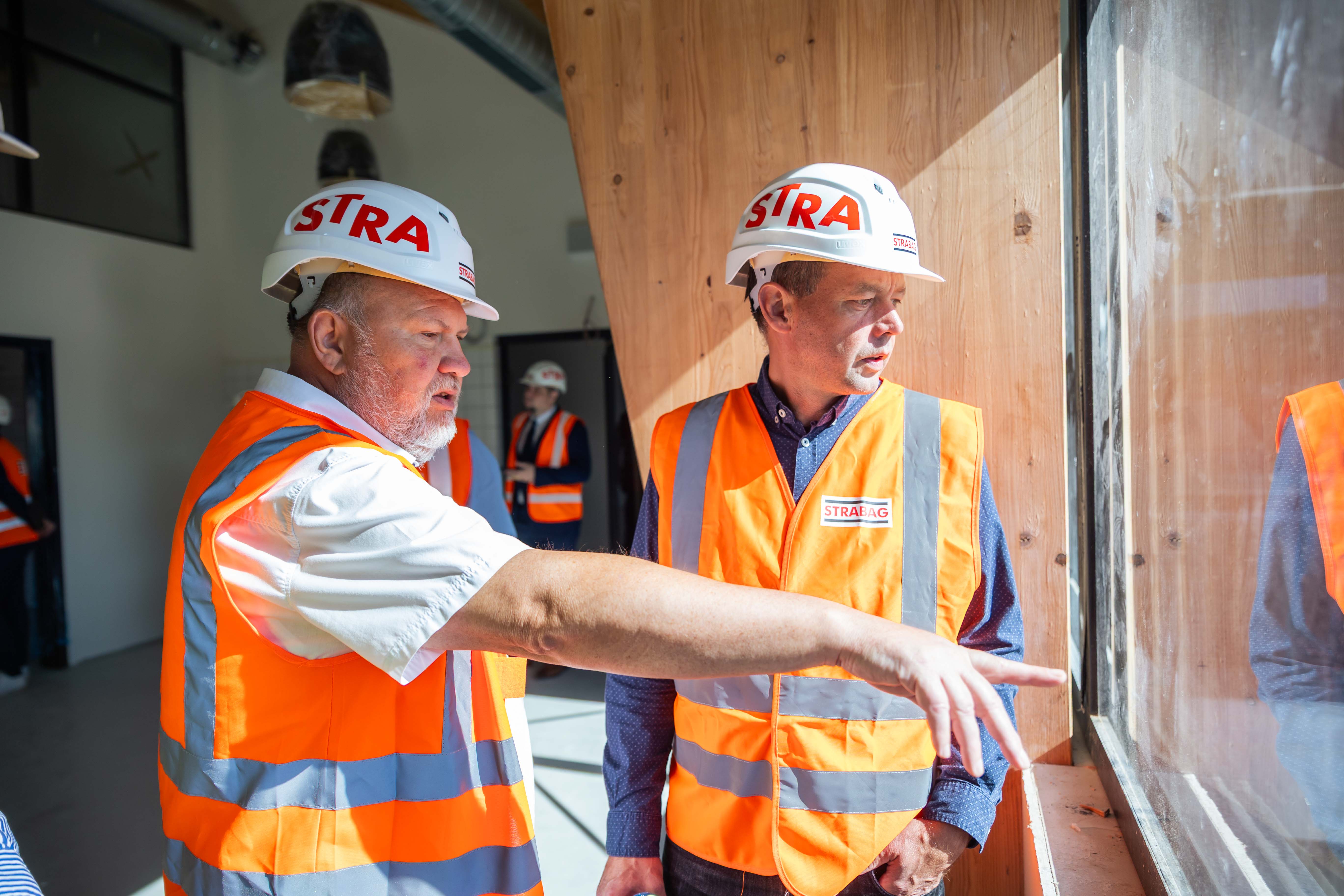 Ministr pro místní rozvoj Petr Kulhánek navštívil ve Středočeském kraji projekty podpořené z evropských fondů 