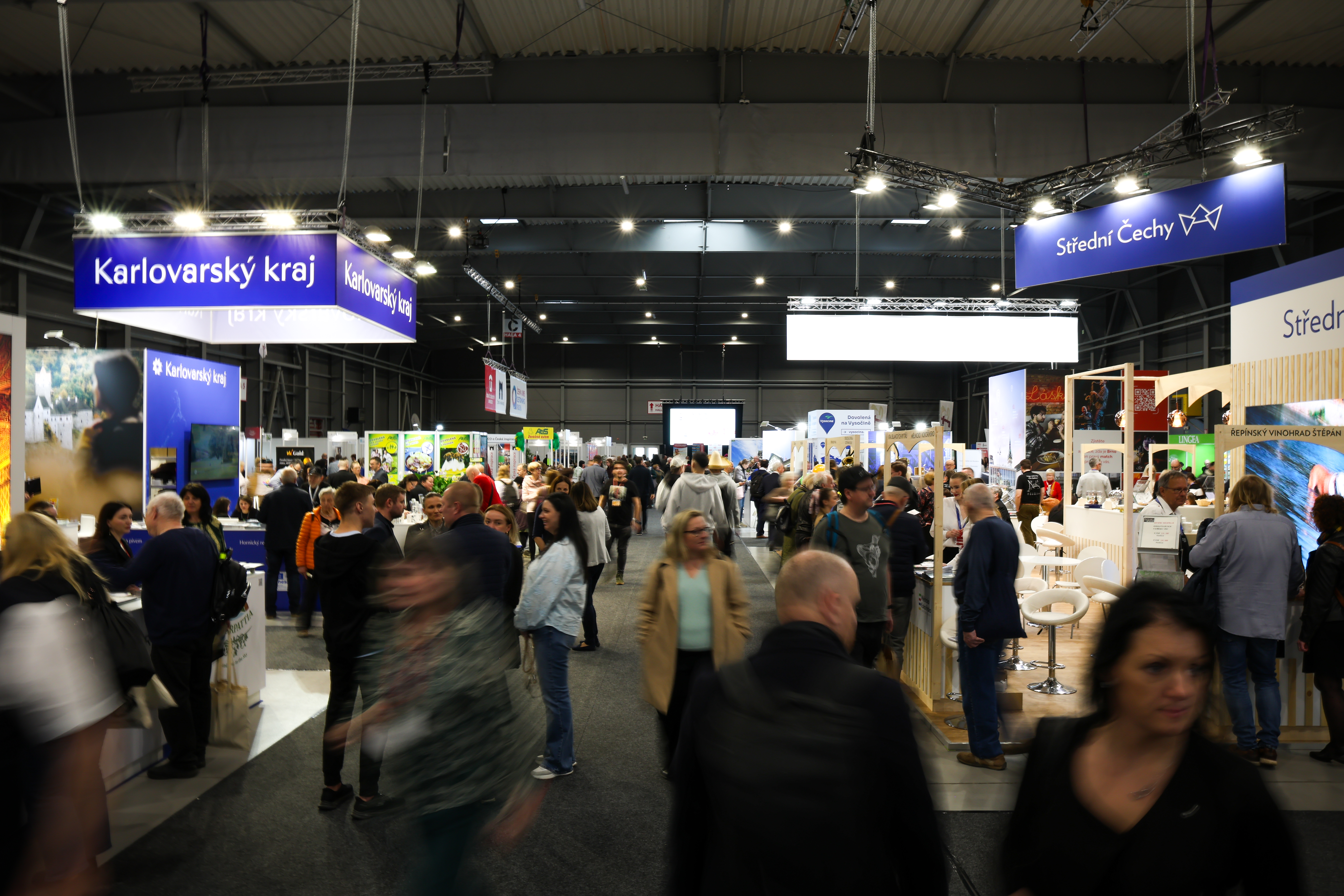 HOLIDAY WORLD 2026 odstartoval. V pražských Letňanech představuje trendy cestování, gastronomii i inspiraci z celého světa