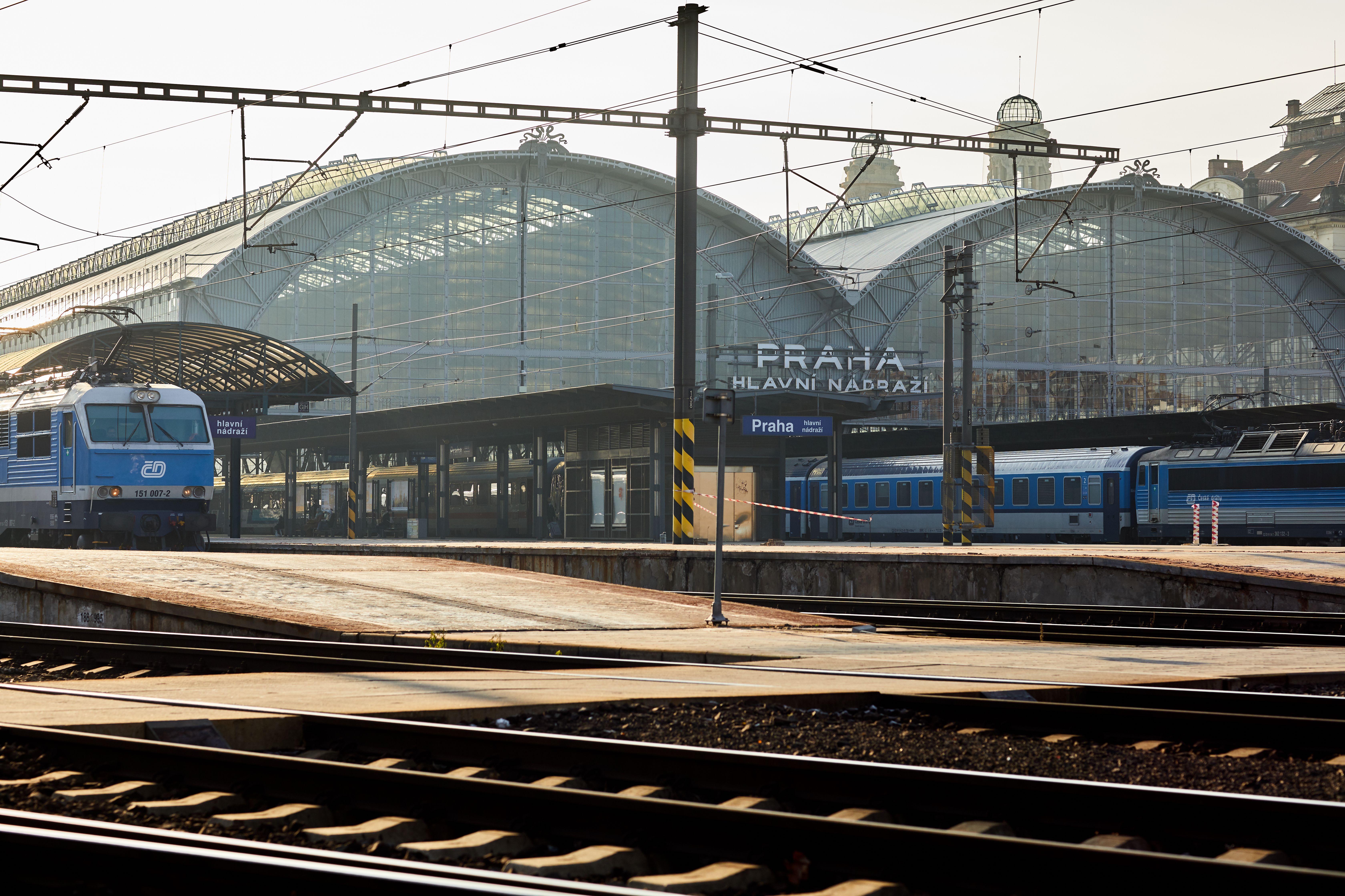 Rekonstrukce zastřešení haly žst. Praha hl.n., fáze II.